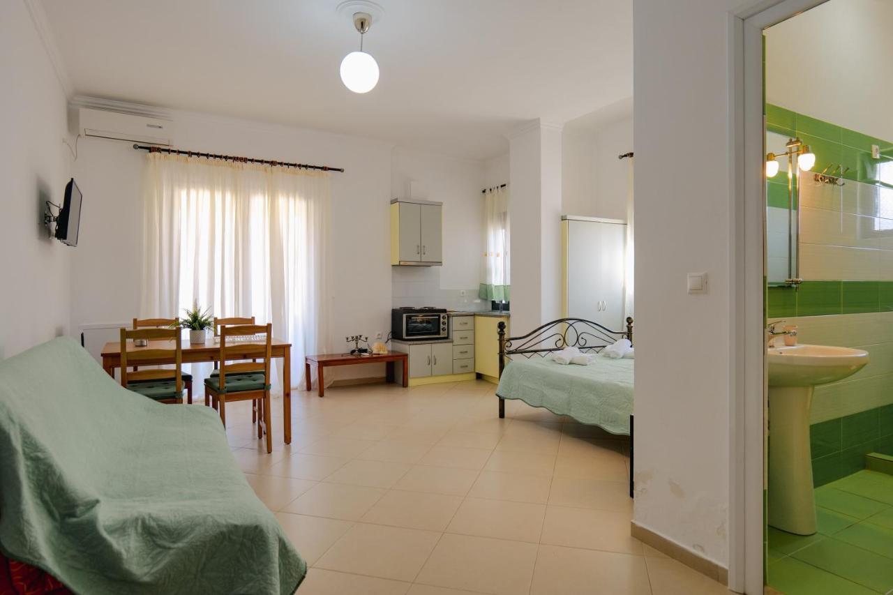Malasi Apartments Ксамил Экстерьер фото